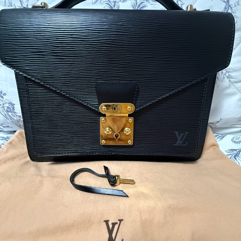 Louis Vuitton Black Epi Leather Gold-Tone Lock Satchel Monceau MM - Picture 3 of 13